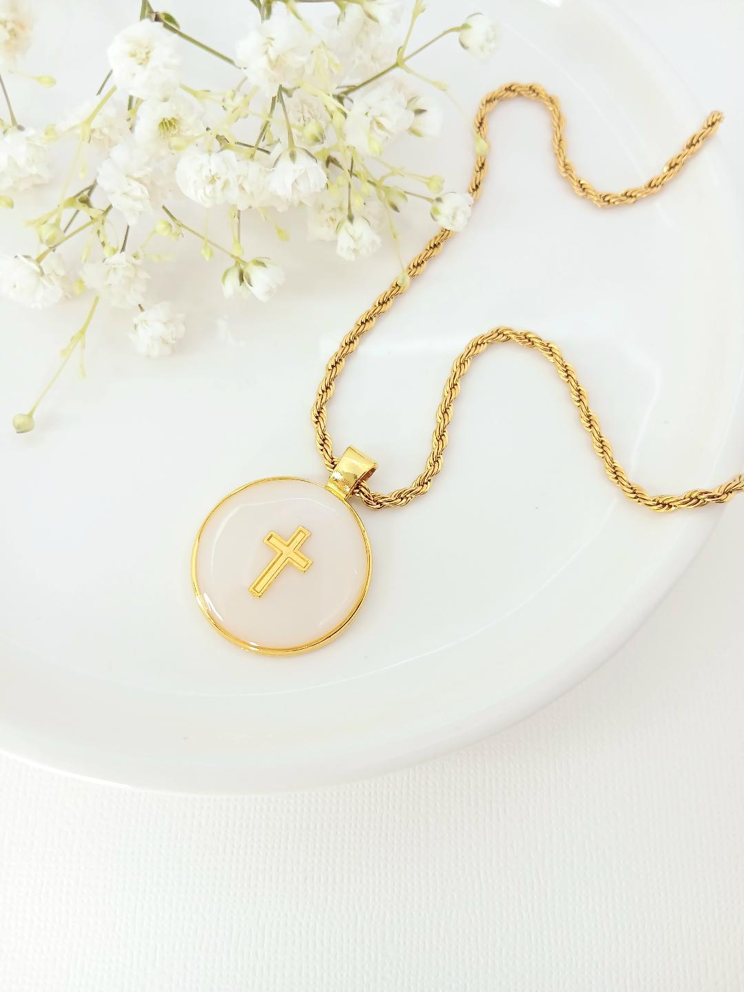 Mama in Faith Necklace